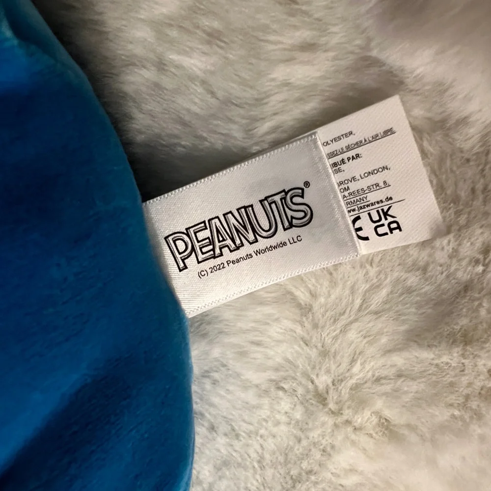 NWT Charlie Brown Peanuts Christmas 2022 Squishmallow Collectible